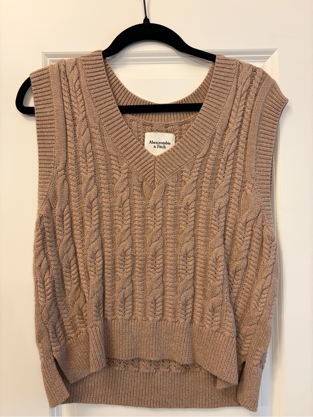 Abercrombie & Fitch Cable Knit V-Neck Sweater Vest in Taupe